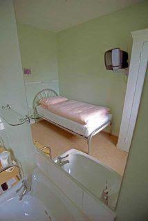 Tekels Park Guest House Camberley Room photo
