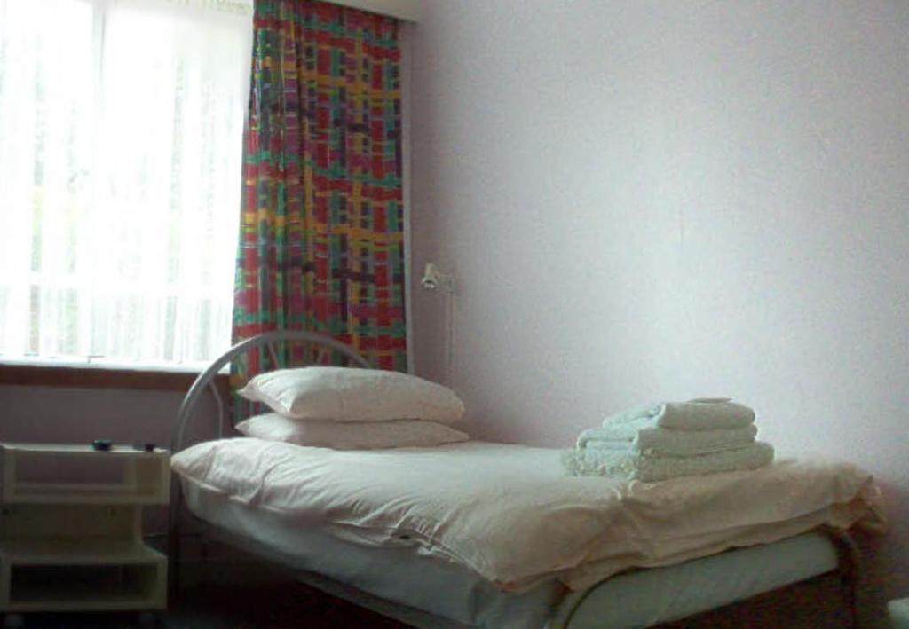Tekels Park Guest House Camberley Room photo